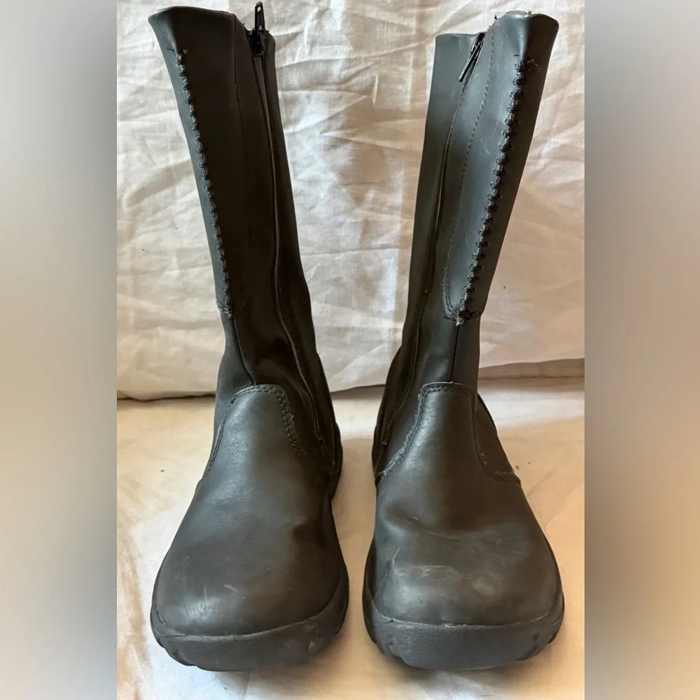 Keen girls waterproof Bern winter Boots Sz 5
